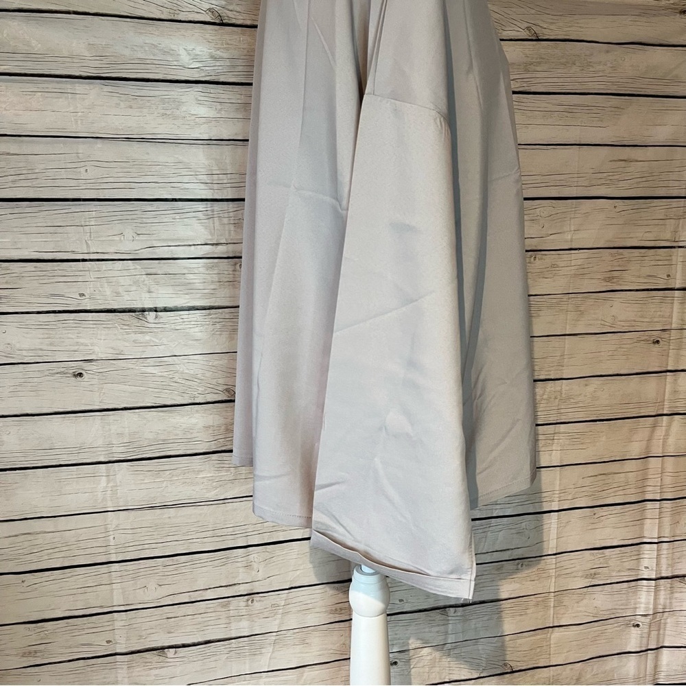 Misslook Long Sleeve Silky Top Size XL - Picture 4 of 6